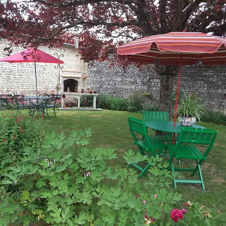 Nocleg ze śniadaniem La Cornouillere Champau