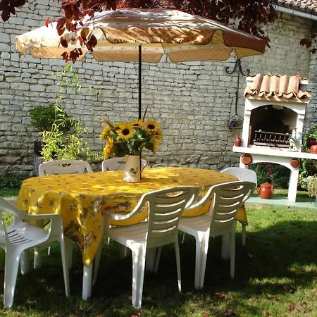 La Cornouillere 3* Champau